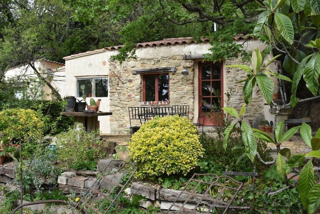 La Petite Maison Des Artistes Seguret Luaran gambar