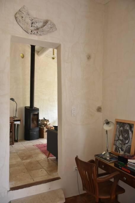 La Petite Maison Des Artistes Seguret Luaran gambar